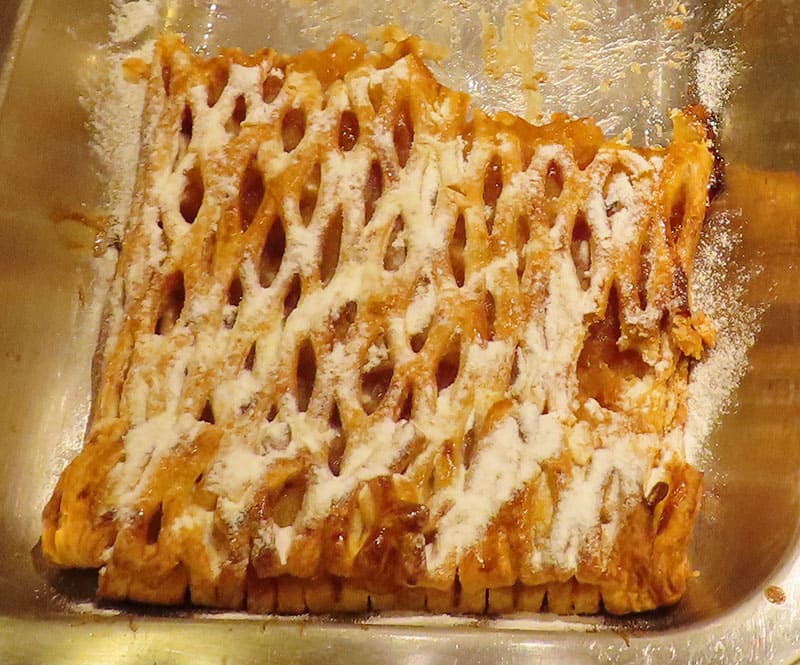 自家製アップルパイ