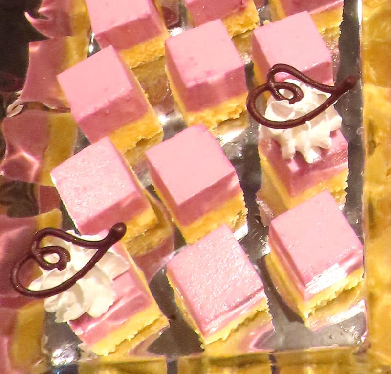 ラズベリーココケーキ