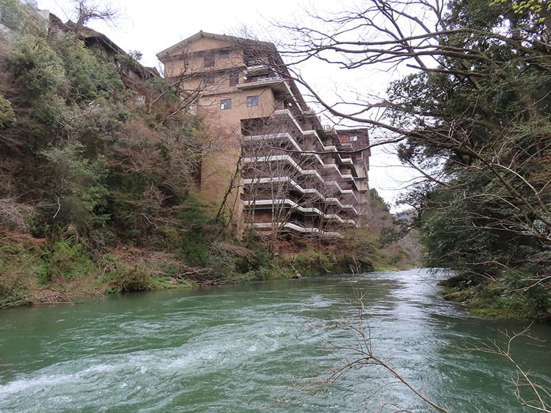 よしのや依緑園